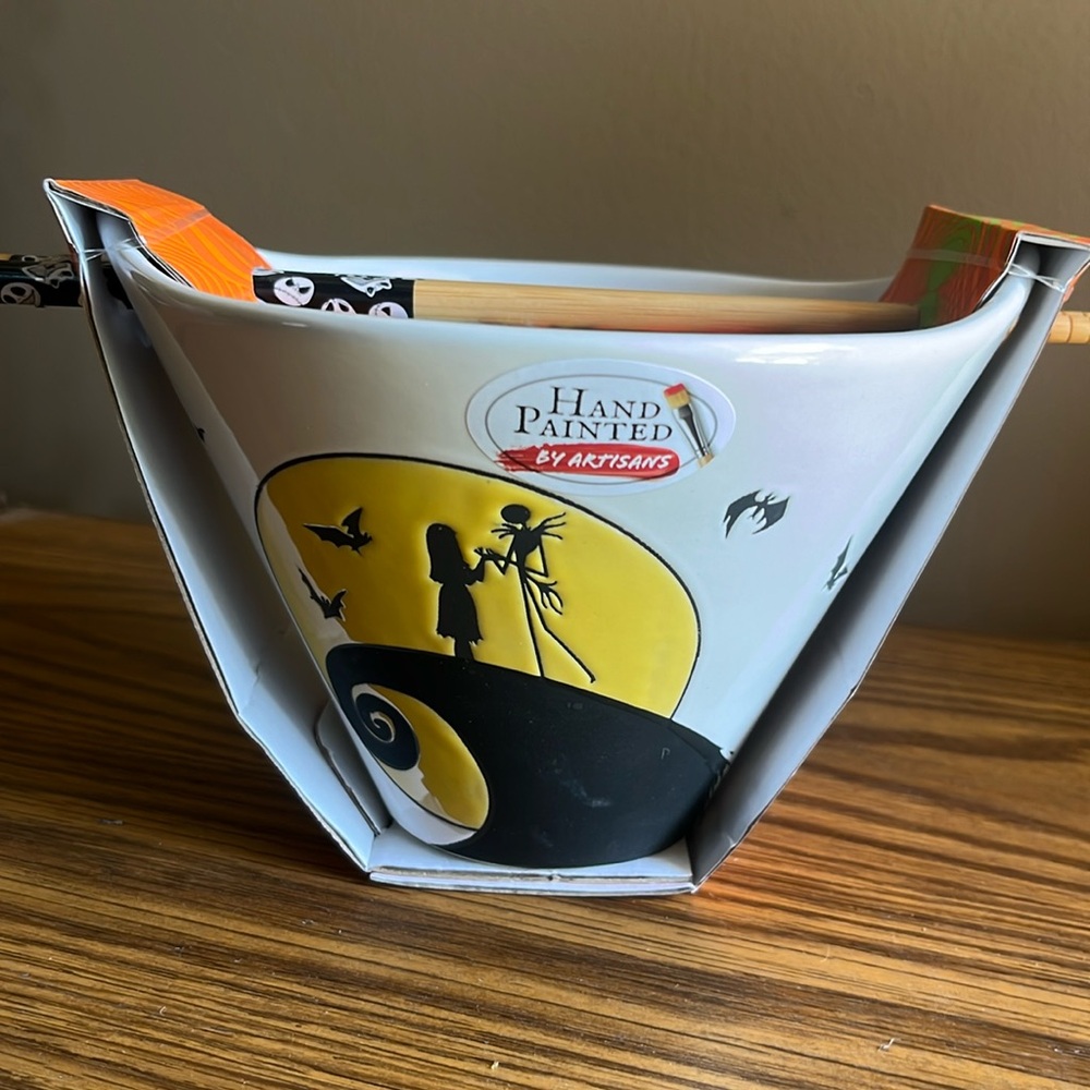 Disney Nightmare before Christmas Jack & sally ramen bowl